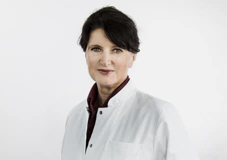 MEOCLINIC, Доктор - Нейрохирургия - Anja Hertel