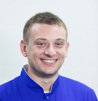 Стоматологическая клиника «Lumi-Dent», Врач хирург-имплантолог - Дмитрий Мастеров